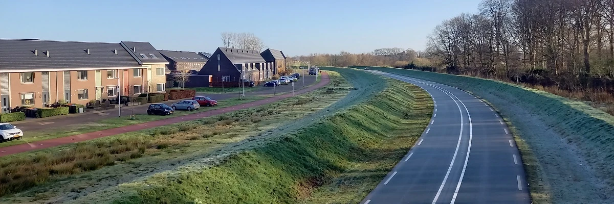 nieuwe infrastructuur: Oostelijke rondweg door verlenging van de Hoenderlaan