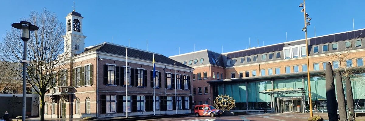 Communicatie en dienstverlening; Gemeentehuis alle werkdagen open