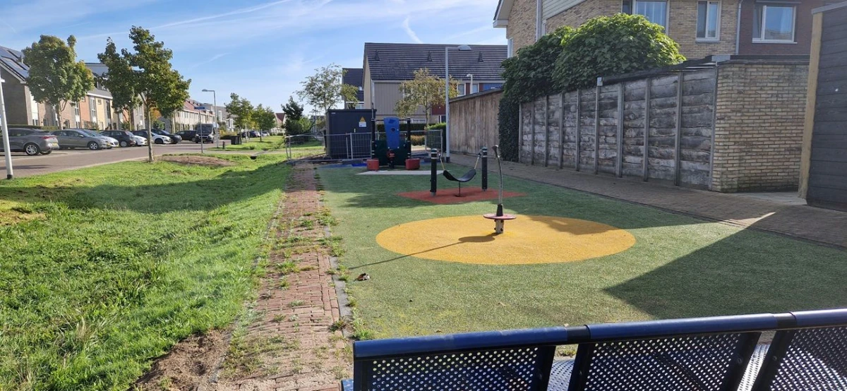 Transformatiehuisje bij speeltuintje aan de Chabolaan - Barneveld