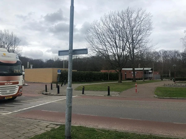 Oversteekplaats Mr. Troelstralaan