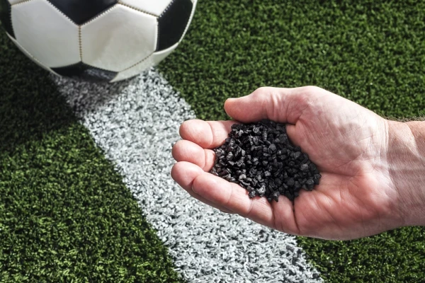 Schriftelijke vragen LB verbod rubberkorrels kunstgrasvelden