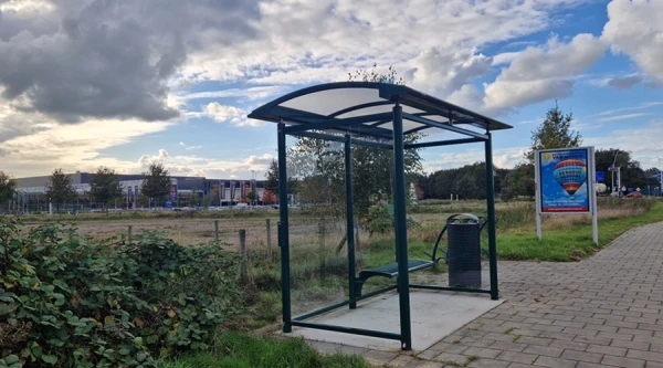 Schriftelijke vragen LB over ontbreken openbaar vervoer na avondvoorstellingen musical 40-45 (MNH)